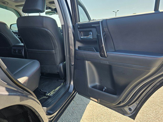 Used 2023 Toyota 4Runner TRD Off-Road Premium w/ Off Road Premium Plus Package AWD/4WD image 15