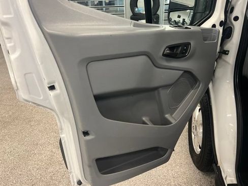 Used 2017 Ford Transit 350 XLT RWD image 24