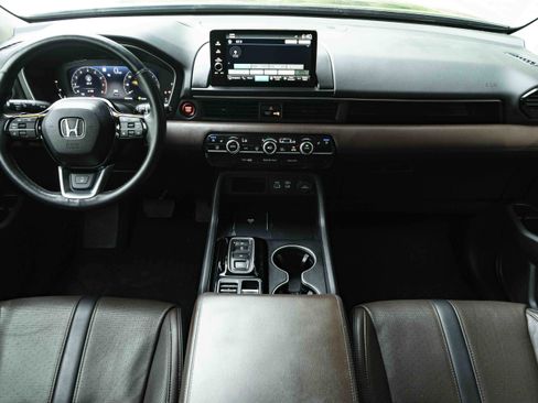 Used 2024 Honda Pilot Elite image 26