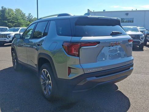 New 2027 GMC Terrain Elevation w/ Elevation Premium Package FWD image 3