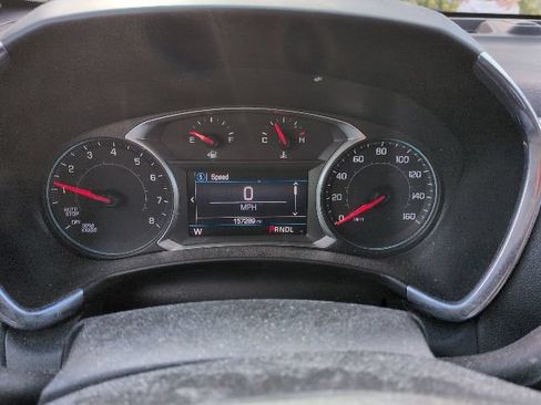 Used 2019 Chevrolet Equinox LT AWD/4WD image 10