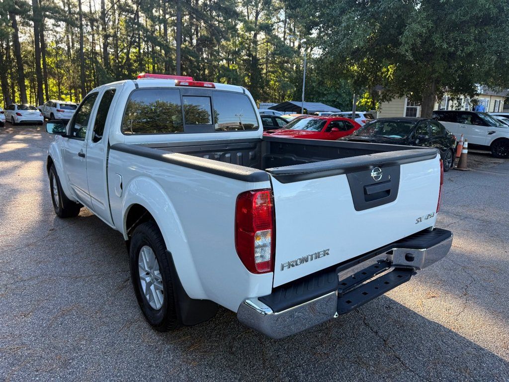 Used 2018 Nissan Frontier SV AWD/4WD image 8