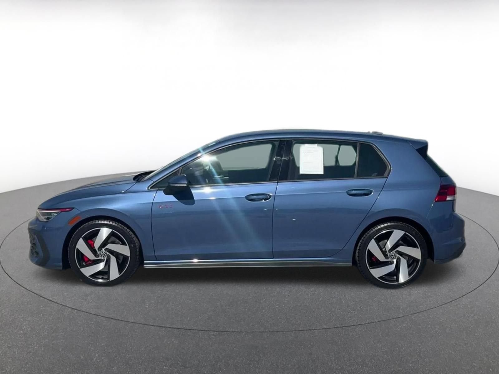 Used 2026 Volkswagen Golf S FWD image 8