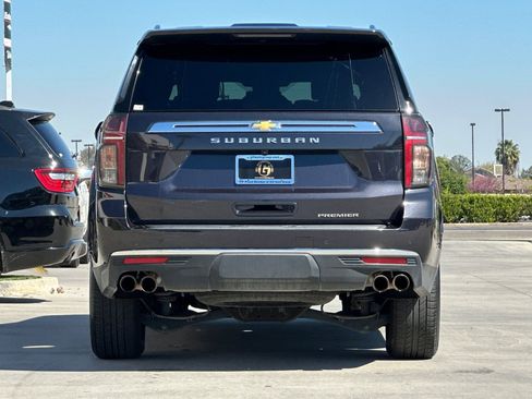 Used 2023 Chevrolet Suburban Premier AWD/4WD image 5