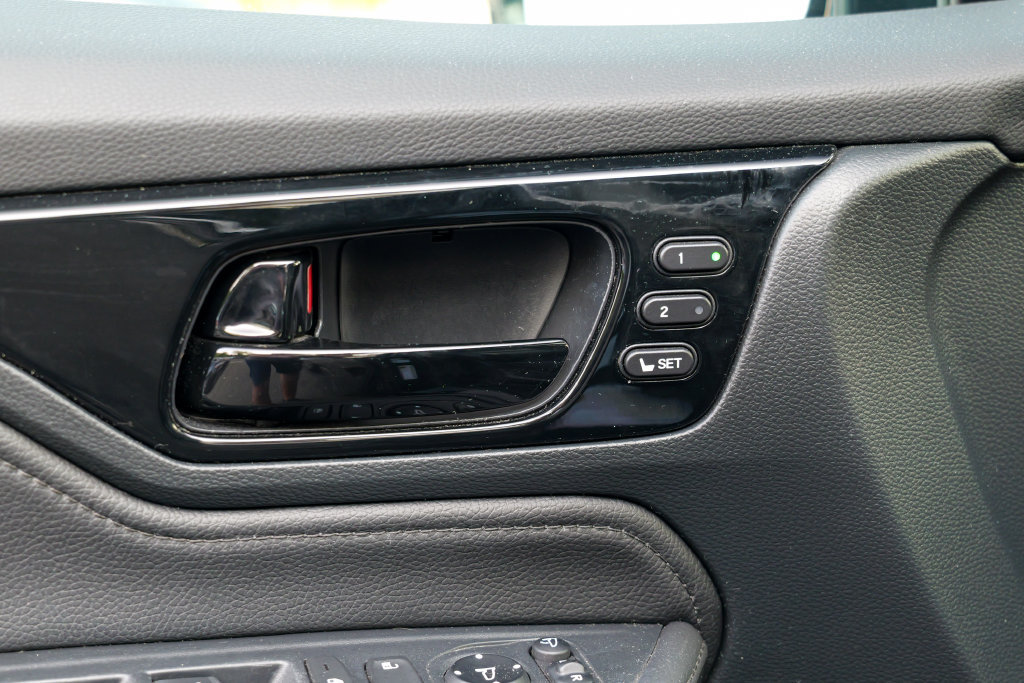 Used 2023 Honda Odyssey Elite image 17