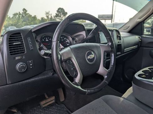 Used 2007 Chevrolet Silverado 1500 LT w/ 1LT Convenience Package AWD/4WD image 29