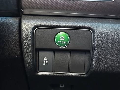 Used 2015 Honda Accord LX image 25