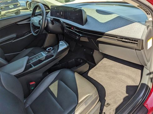 Certified 2024 Kia EV6 Wind image 15