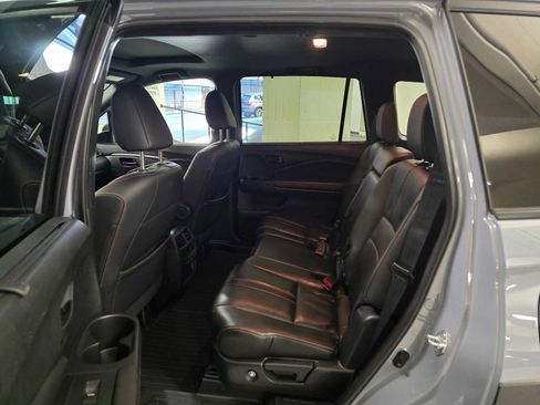 Used 2022 Honda Pilot TrailSport image 18