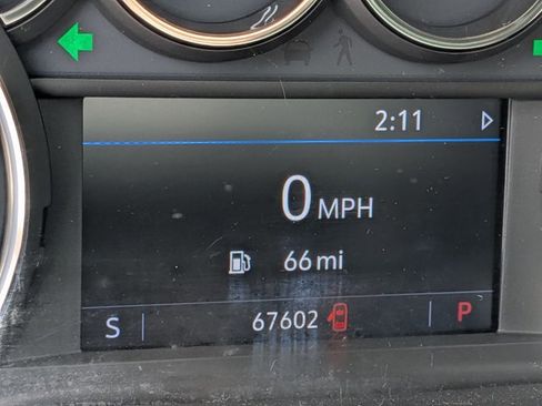 Used 2020 Chevrolet Silverado 1500 LT image 5