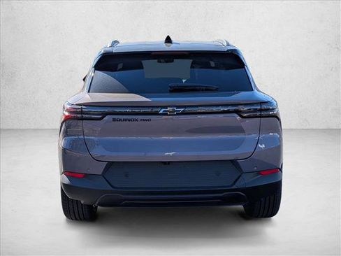 New 2026 Chevrolet Equinox EV LT image 8