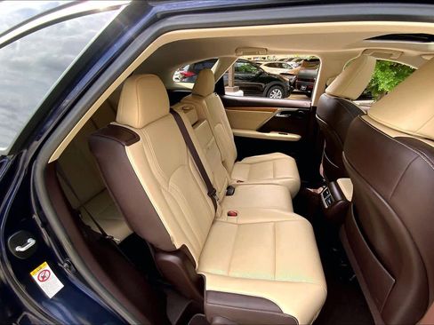 Used 2018 Lexus RX 350L FWD image 19