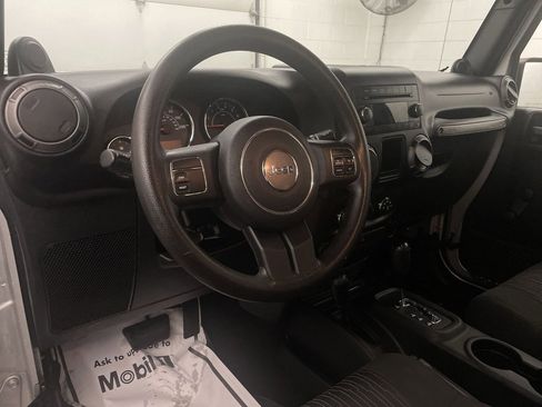 Used 2012 Jeep Wrangler Sport image 4