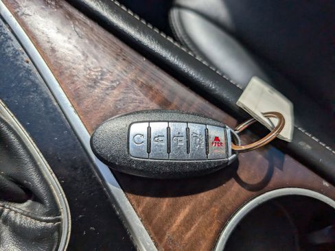 Used 2018 INFINITI Q50 Luxe w/ Essential Package (3.0T Luxe) image 24