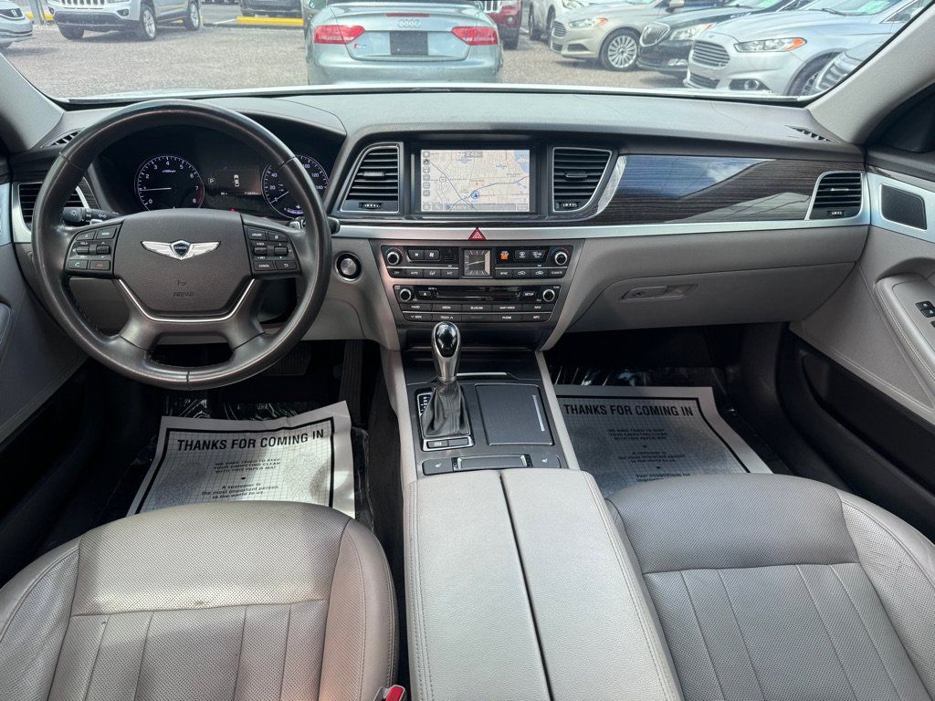 Used 2016 Hyundai Genesis 3.8 RWD image 8