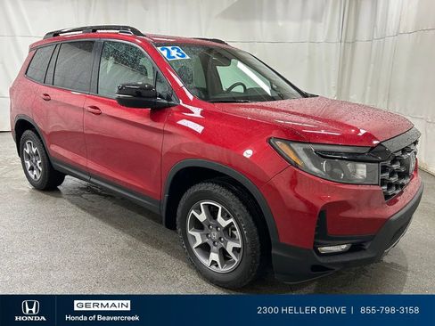 Used 2023 Honda Passport TrailSport image 2