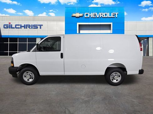 New 2026 Chevrolet Express 2500 w/ Communications Package RWD image 5
