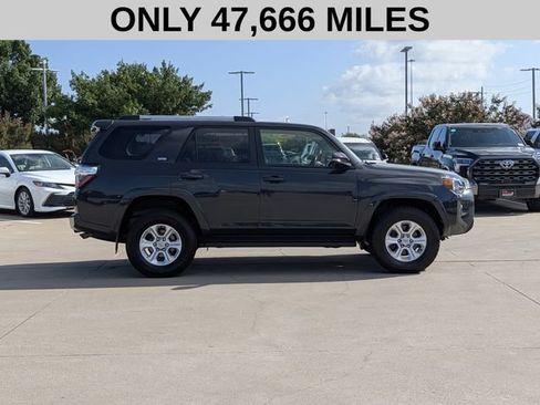 Used 2024 Toyota 4Runner SR5 Premium AWD/4WD image 4