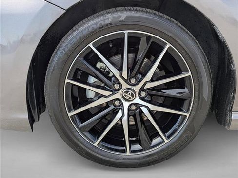 Used 2023 Toyota Camry SE FWD image 9