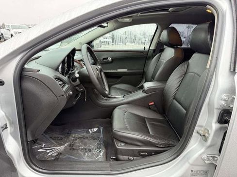 Used 2011 Chevrolet Malibu LTZ image 9