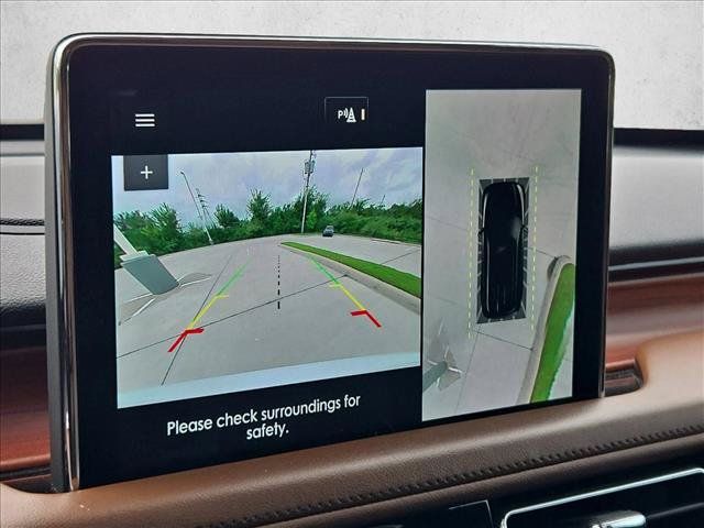 Used 2020 Lincoln Aviator Grand Touring w/ Equipment Group 302A AWD/4WD image 11