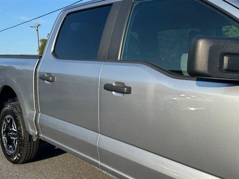 Used 2022 Ford F150 Lightning Pro AWD/4WD image 21