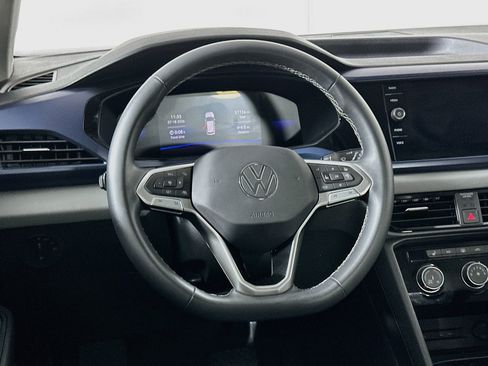 Used 2023 Volkswagen Taos SE w/ Black Wheel Package AWD/4WD image 18