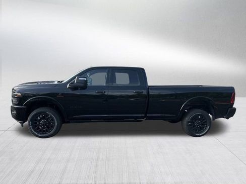 New 2025 RAM 2500 Limited image 8