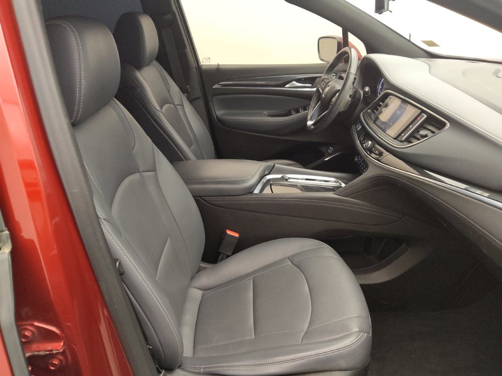 Used 2022 Buick Enclave Essence w/ Sport Touring Edition FWD image 21