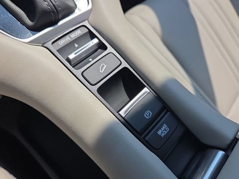 New 2027 Honda HR-V EX-L image 40