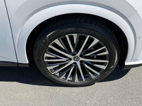 Used 2023 Lexus RX 350 Premium Plus w/ Accessory Package AWD/4WD image 7