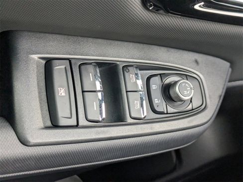 Certified 2025 Subaru Forester Limited w/ Popular Package #2 image 30