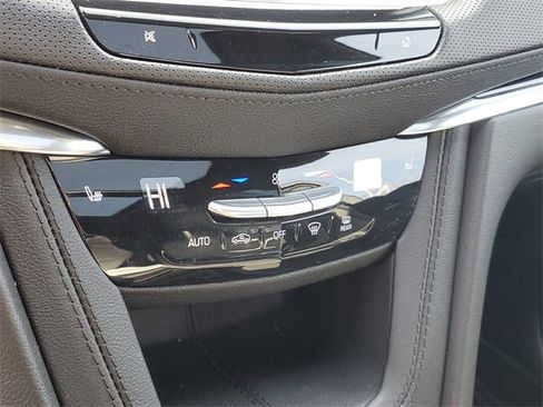 Certified 2023 Cadillac XT5 Premium Luxury w/ LPO, Floor Liner Package image 22