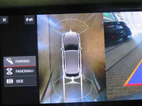 Used 2020 Porsche Cayenne S image 39