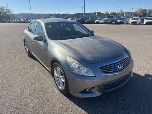 Used 2013 INFINITI G37 Journey image 7