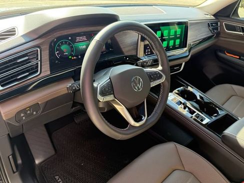 New 2026 Volkswagen Atlas SEL AWD/4WD image 8