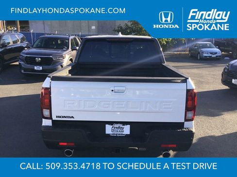 New 2026 Honda Ridgeline Black Edition image 3
