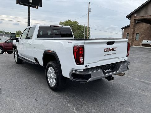 Used 2021 GMC Sierra 2500 SLE w/ SLE Value Package; AWD/4WD image 3