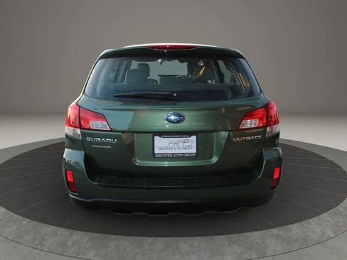 Used 2014 Subaru Outback 2.5i w/ Alloy Wheel Package image 4