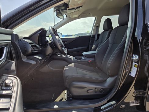 Used 2023 Subaru Outback Premium AWD/4WD image 12