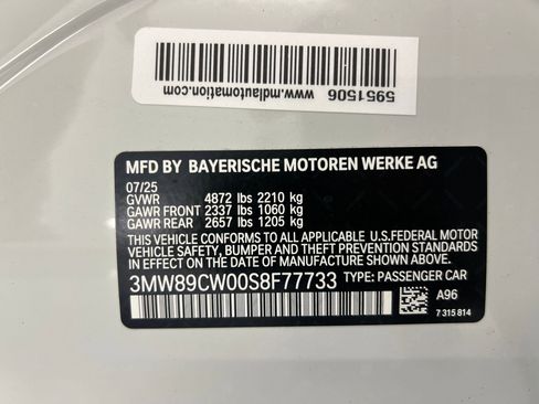 Used 2025 BMW 330i xDrive Sedan w/ Premium Package AWD/4WD image 19