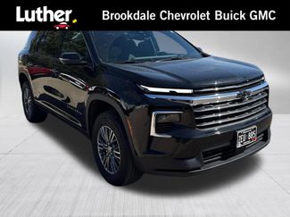 Used 2024 Chevrolet Traverse LT video 1