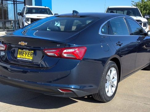 Used 2022 Chevrolet Malibu LT FWD image 8
