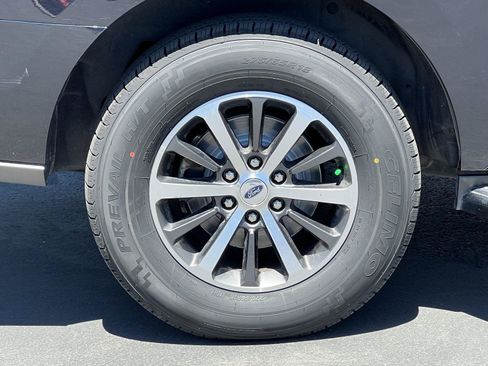 Used 2021 Ford Expedition XLT AWD/4WD image 15