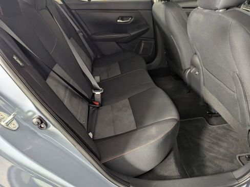 Used 2024 Nissan Sentra SR FWD image 30