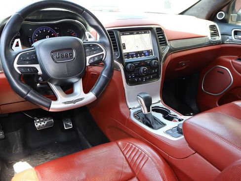 Used 2018 Jeep Grand Cherokee Trackhawk AWD/4WD image 5