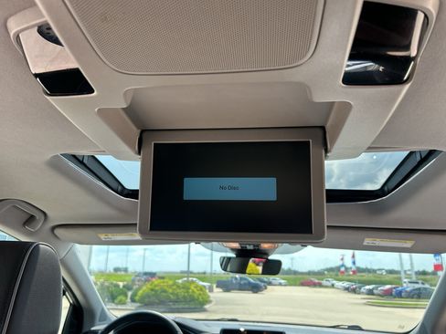 Used 2023 Honda Odyssey Elite image 16