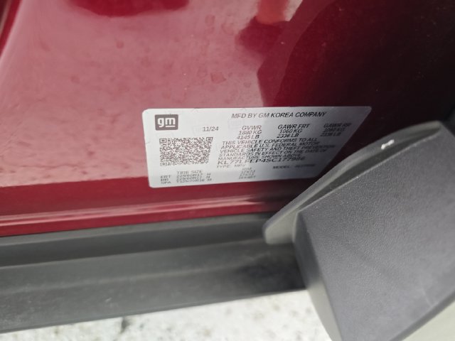 Used 2025 Chevrolet Trax LS FWD image 14