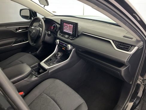 Used 2021 Toyota RAV4 XLE FWD image 23