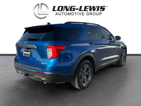 Certified 2021 Ford Explorer XLT w/ Equipment Group 202A AWD/4WD image 7
